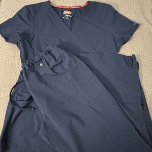 DICKIES Navy Blue Luxe Scrub Set